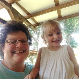 Meet your Posher, Leslee